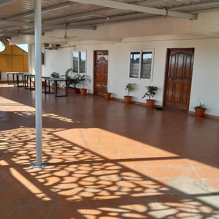 The Nisarga Grand Hotel Bangalore Bagian luar foto