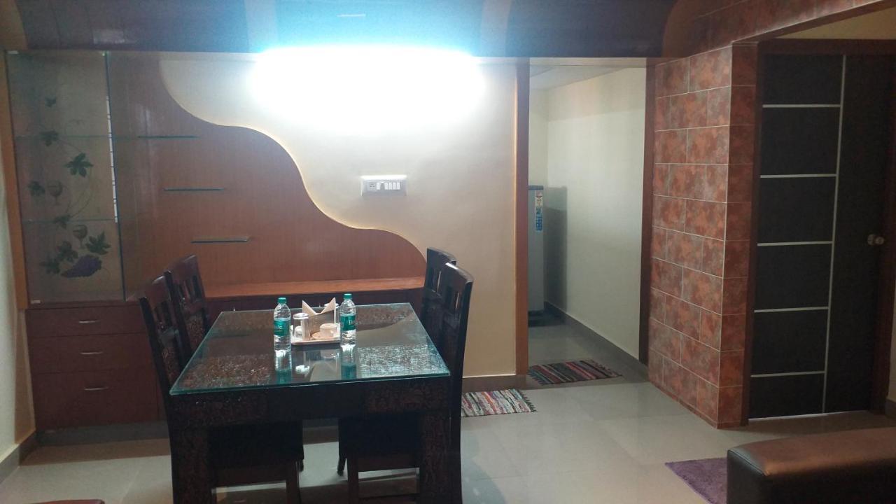 The Nisarga Grand Hotel Bangalore Bagian luar foto